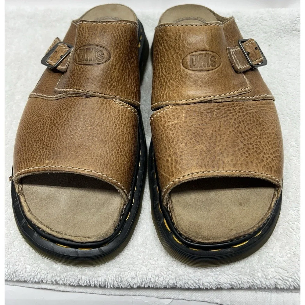 Dr Martens Mens Size 11 Brown Leather Peanut Strap Vintage England Sandals